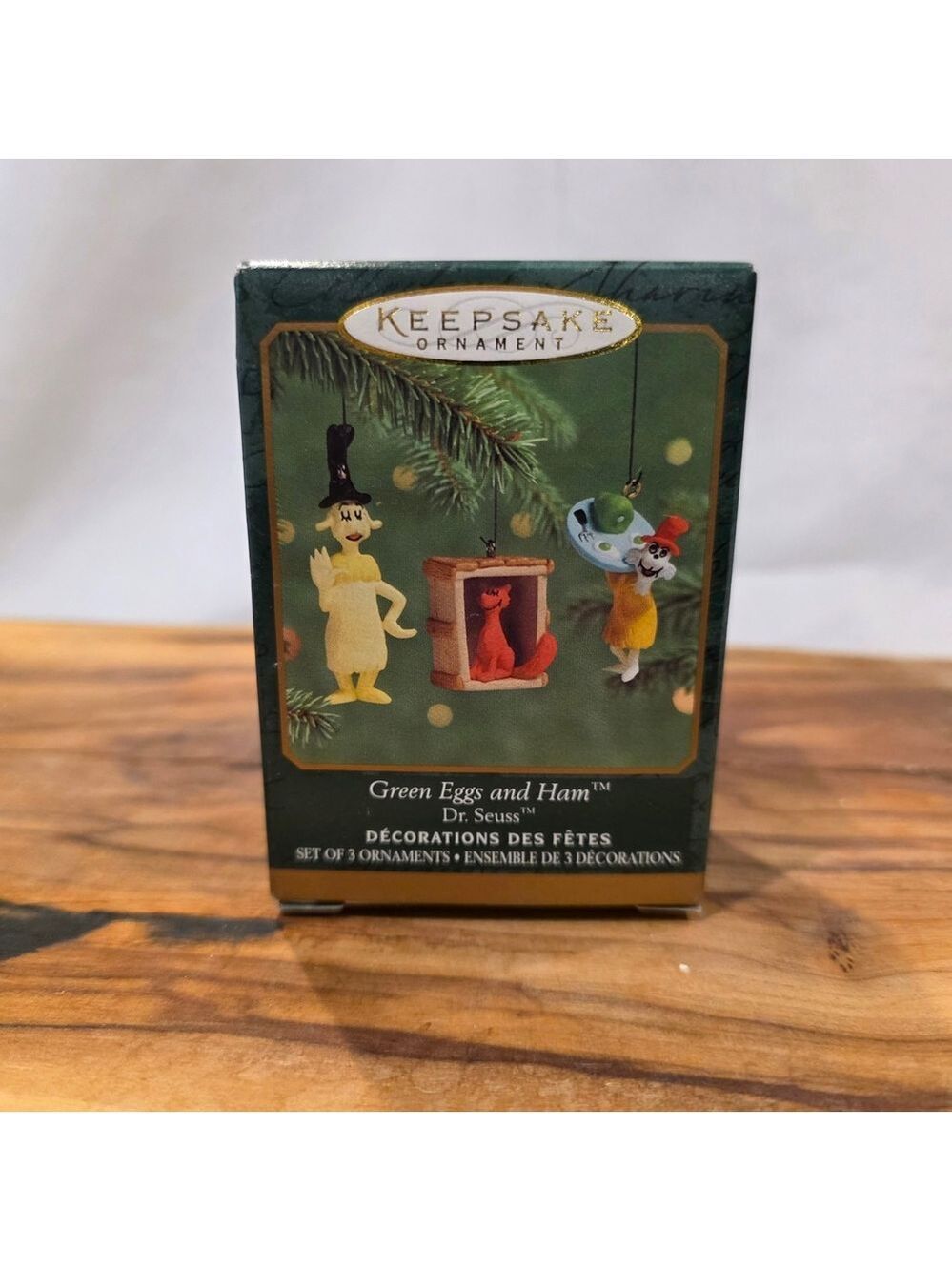 Hallmark Keepsake Ornament Dr Suess  Green Eggs and Ham Set